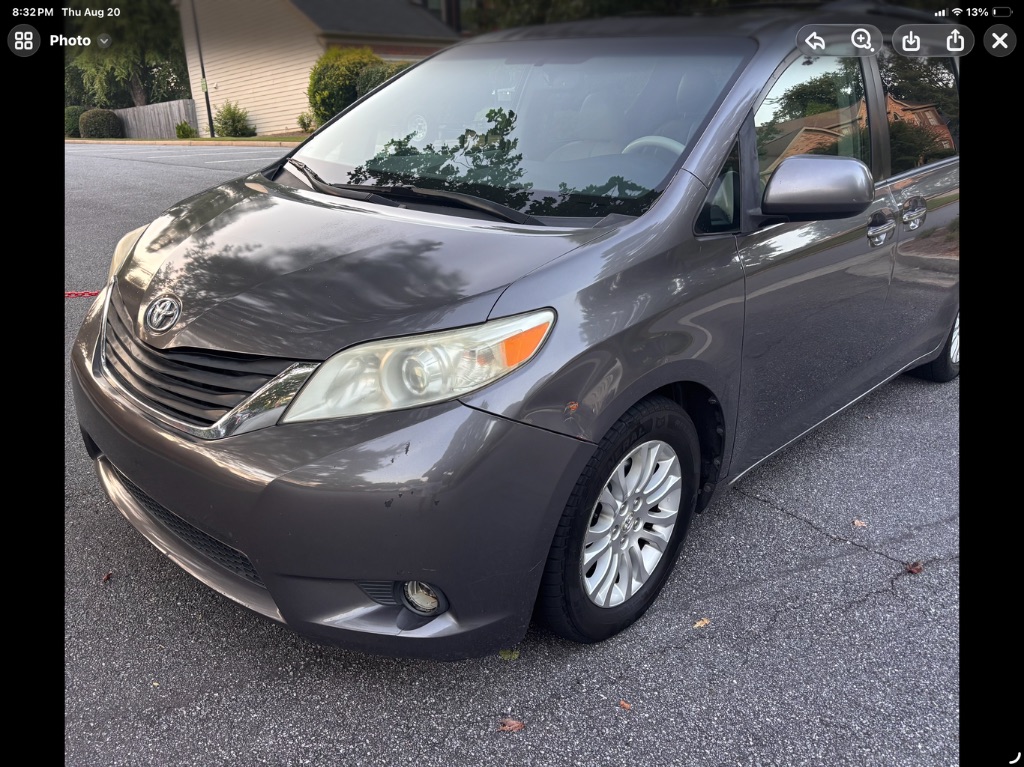2011 Toyota Sienna