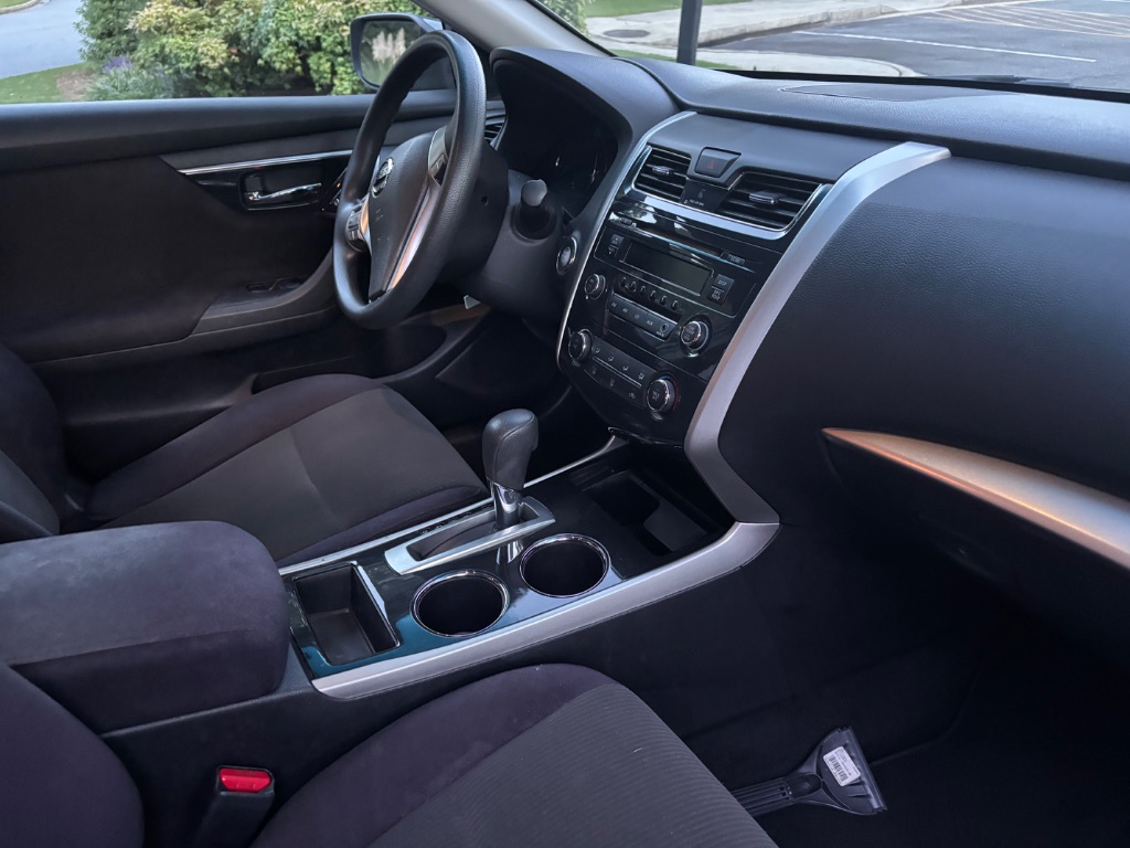 2013 Nissan Altima Sedan S - Photo 9