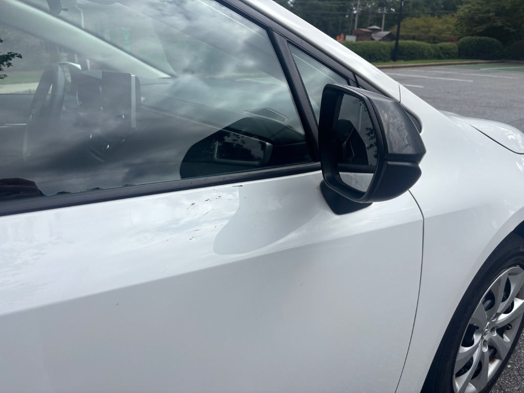 2021 Toyota Corolla LE - Photo 20