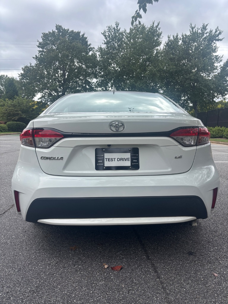 2021 Toyota Corolla LE - Photo 6